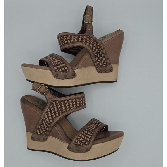 UGG ASSIA CHOCOLATE LEATHER STRAPPY WEDGE HEELS, WOMEN US 7.5/ EUR 38.5 - Picture 7 of 11